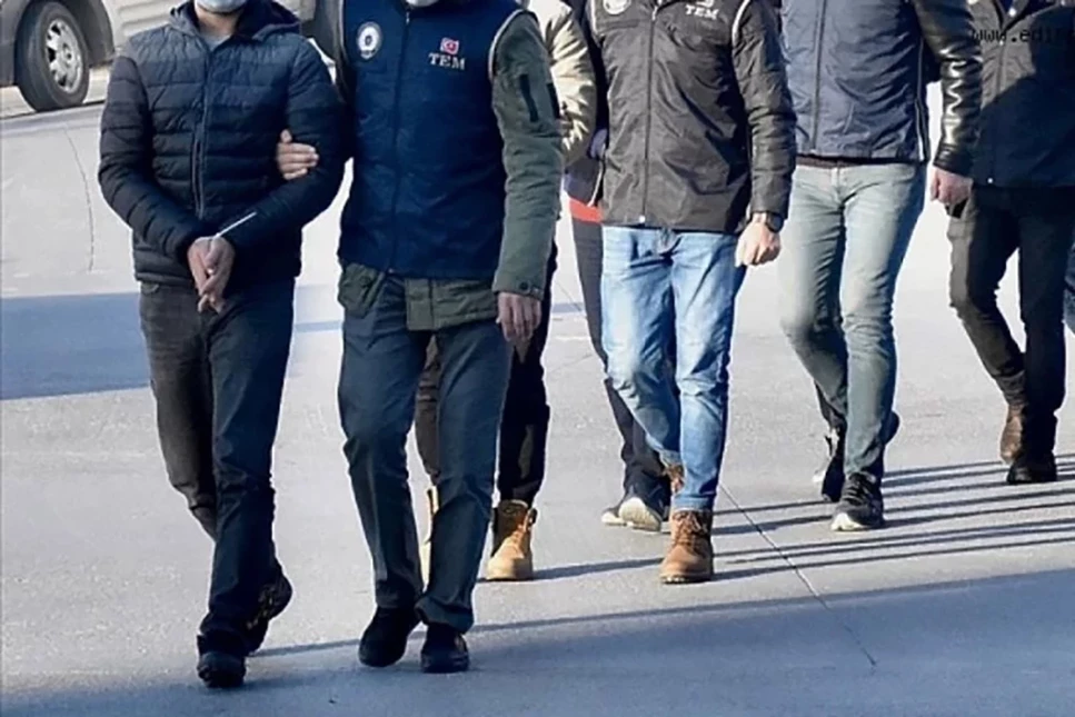 Bankacıyız dediler kredi vaadiyle tefecilik yaptılar