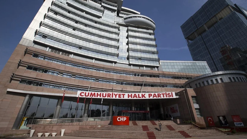 CHP'de Toplu İstifa Kararı: 15 İsim YENİ Parti'ye Katıldı