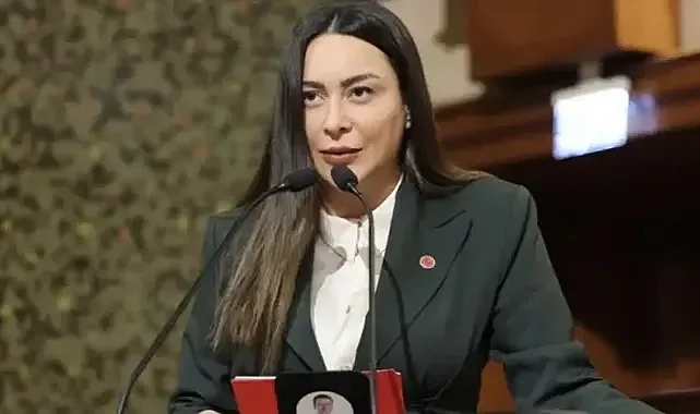 CHP Meclis üyesi Avukat Hülya Şimşek gözaltına alındı