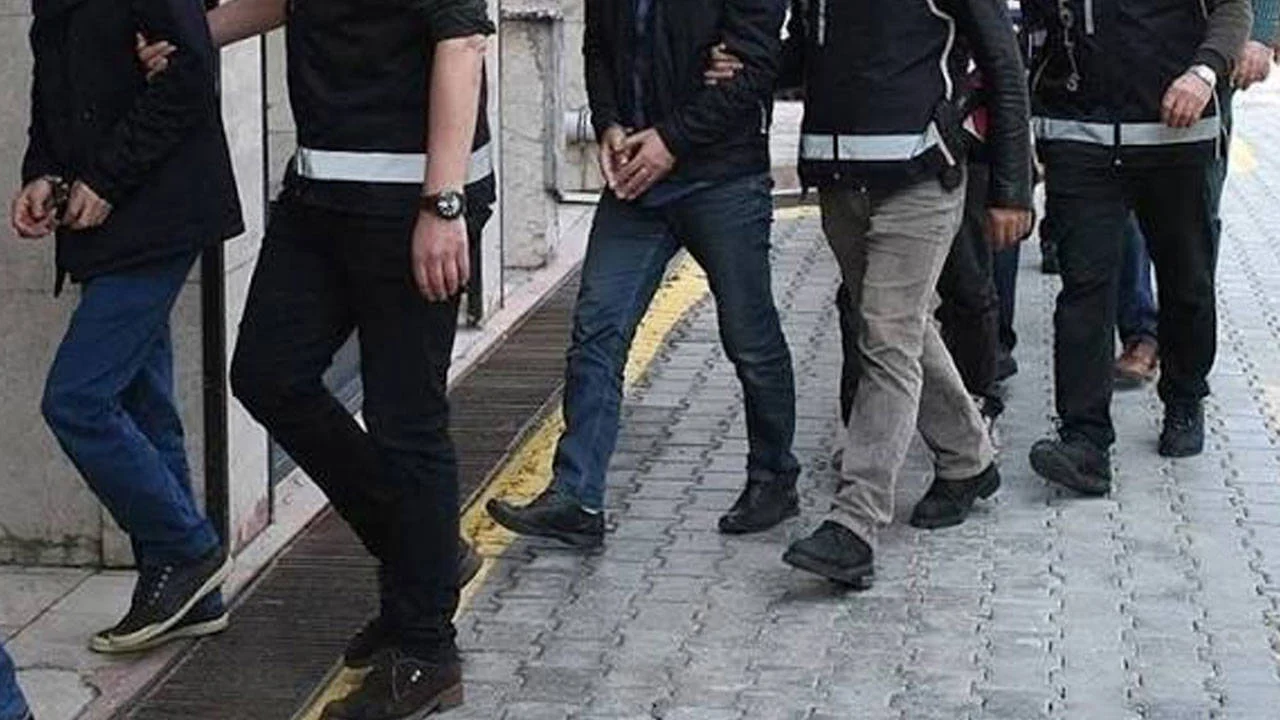 4 ilde yasa dışı bahis operasyonu: Trpos’a kayyum atandı, 24 kişi gözaltında